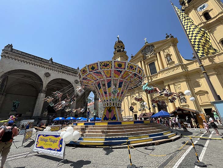Volksfeststimmung am Odeonsplatz beim Stadtgründungsfest 2022 am 19.06.2022 (©Foto. Martin Schmitz)